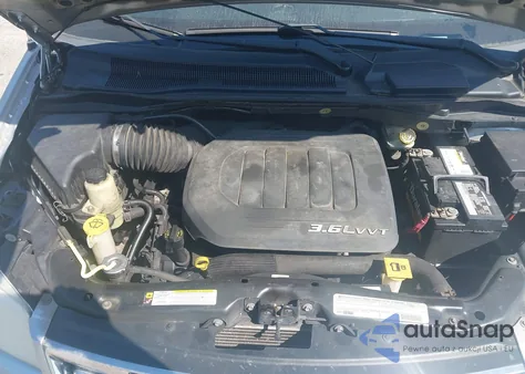 2012 Chrysler Town & Country Touring from USA, damaged, VIN 2C4RC1BG3CR127141